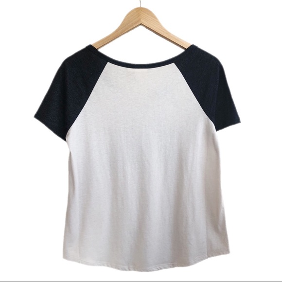 BUCKLE WHITE CROW White Graphic Ride Free Tee - Picture 2 of 4